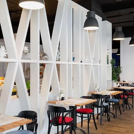 Bielik アパート ミエンジズドロイェ